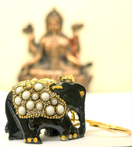 Брелок деревянный "Слоник лакированный"  4,5*3,5см фото 2